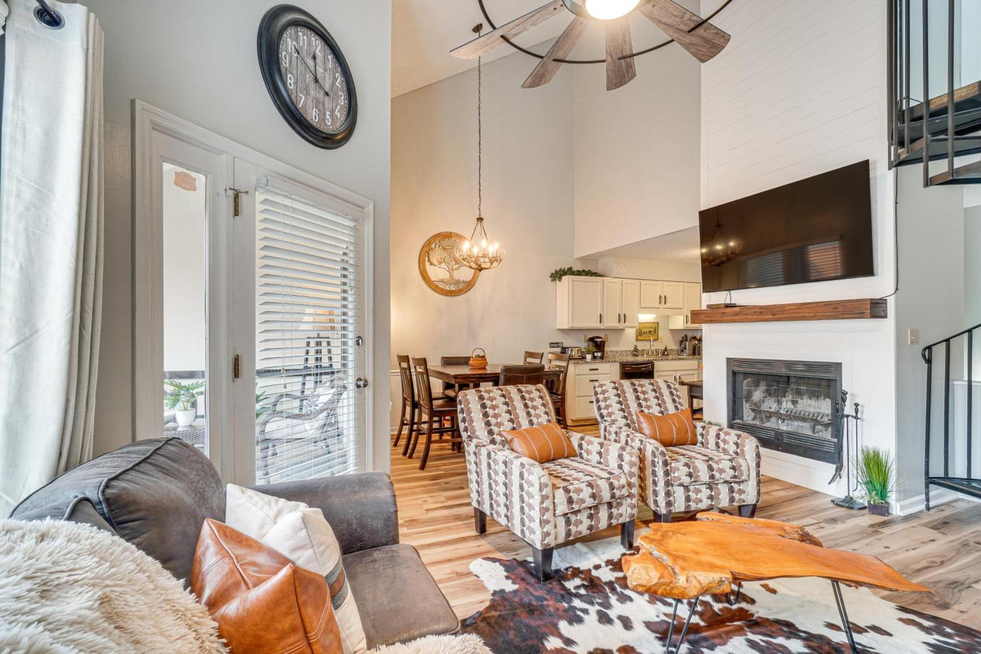 Downtown Gatlinburg Condo With Mountain-View Balcony Dış mekan fotoğraf