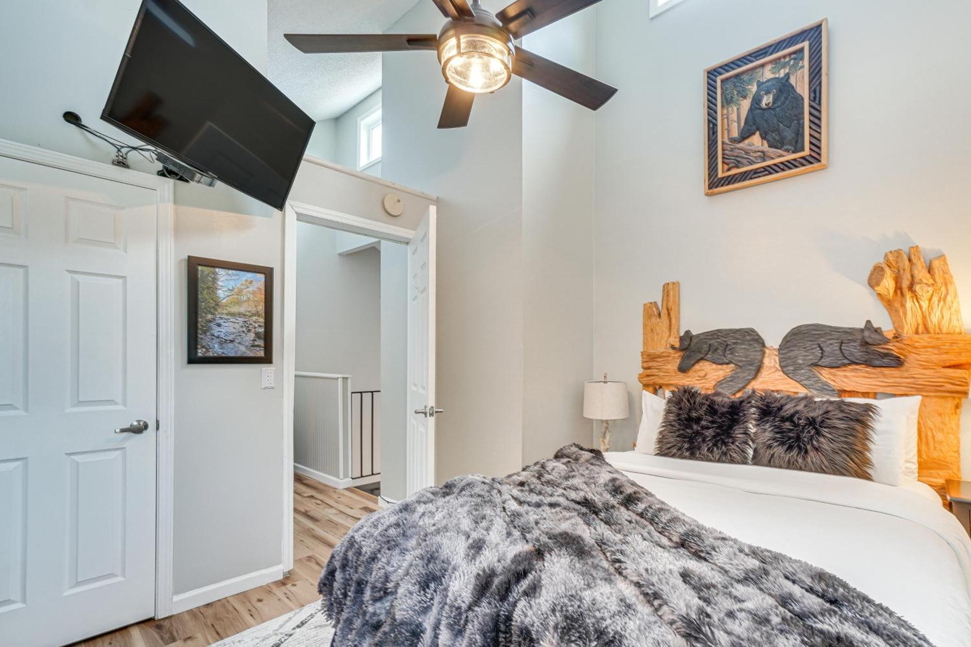 Downtown Gatlinburg Condo With Mountain-View Balcony Dış mekan fotoğraf